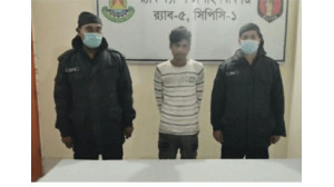 শিবগঞ্জে ডিবি পুলিশ পরিচয়ে চাঁদাবাজির সময় প্রতারক আটক