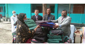 এক্সিম ব্যাংক কৃষি বিশ্ববিদ্যালয়ের কম্বল বিতরণ