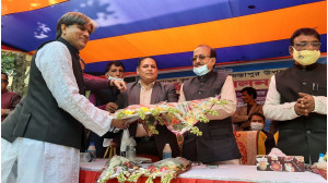  গোমস্তাপুর উপজেলা কৃষকলীগের সভাপতি শফি আনসারী-সম্পাদক ওবায়দুল্লাহ বাবু   