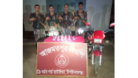 শিবগঞ্জে বিজিবির পৃথক অভিযান মাদকদ্রব্যসহ  জব্দ দুটি মোটর সাইকেল