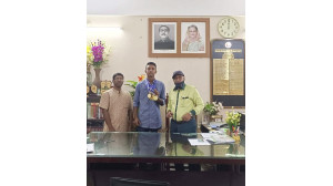 আন্তবিশ্ববিদ্যালয় সাঁতার  প্রতিযোগিতায় নবাবগঞ্জ সরকারি কলেজ শিক্ষার্থীর সাফল্য 