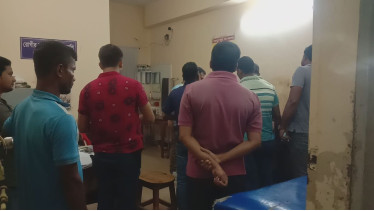 গোমস্তাপুরে আসামি আটক করতে গিয়ে হামলায় ৪ পুলিশ  সদস্য আহত