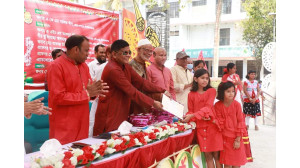 চাঁপাইনবাবগঞ্জে নানান আয়োজনে বর্ষবরণ করল চাঁপাইনবাবগঞ্জ জেলা প্রশাসন