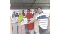 আশ্রয়ণ প্রকল্পের ৫০টি পরিবারকে ঈদ সামগ্রী উপহার দিয়েছে ম্যাক্স হাসপাতাল