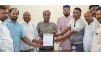ঝিলিম ইউনিয়নের ৯টি ওয়ার্ডে ৯টি সাবমারসেবল পাম্প দিল জেলা চাউল কল মালিক গ্রুপ