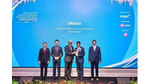 সিঙ্গাপুরে দ্বিতীয়বার  প্রেসিডেন্ট  অ্যাওয়ার্ড পেলেন বাংলাদেশি তরুণ  নাজমুল খান