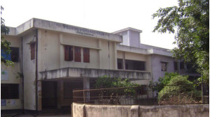 গোমস্তাপুরে করোনা উপসর্গ নিয়ে যুবকের মৃত্যু