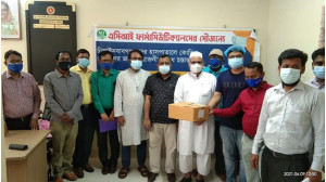 চাঁপাইনবাবগঞ্জ সদর হাসপাতালের করোনা ইউনিটে এসিআই এর ঔষুধ  প্রদান 