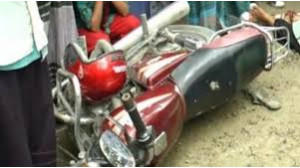 চাঁপাইনবাবগঞ্জে ট্রলির ধাক্কায় নিহত-১, গুরুতর আহত অপরজনকে রাজশাহী মেডিকেলে প্রেরণ 