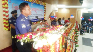 মুক্তিযুদ্ধের চেতনায় উদ্বুদ্ধ হয়ে সুখি সমৃদ্ধ বাংলাদেশ গড়তে কাজ করছে পুলিশ- ডিআইজি বাতেন 