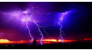 শিবগঞ্জে  বজ্রপাতে  একজন নিহত