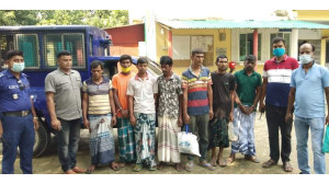 চাঁপাইনবাবগঞ্জে পুলিশের অভিযানে ৭ জনকে গ্রেপ্তার  মোবাইল কোর্টে দন্ড প্রদান