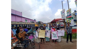 শিবগঞ্জে ধর্ষণ ও নারী নির্যাতন ঘটনার প্রতিবাদে শিক্ষার্থীদের মানববন্ধন ও প্রতিবাদ মিছিল