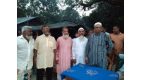 জাবরী কাজী পাড়া গোরস্থানে আর্থিক সহায়তা দিলেন চেয়াম্যান প্রার্থী মতিউর রহমান মতি