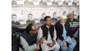শিবগঞ্জ পৌরসভা নির্বাচনে নৌকা প্রতীকের পক্ষে মতিউর রহমান মতির গণসংযোগ