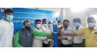 করোনা রোগীদের চিকিৎসার  জন্য অক্সিজেনসহ চিকিৎসা সামগ্রী দিল চাঁপাইনবাবগঞ্জ চেম্বার অব কমার্স অ্যান্ড ইন্ডাস্ট্রি