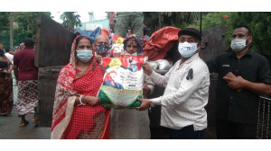 দলিত ও বঞ্চিত জনগোষ্ঠীর মাঝে এরফান গ্রুপের খাদ্য সামগ্রী বিতরণ