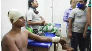 ভোলাহাট-শিবগঞ্জ সড়কে ডাকাতি- ৫ জনকে জিজ্ঞাসাবাদের জন্য আটক