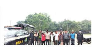 চাঁপাইনবাবগঞ্জে মাদক সেবনের অপরাধে ১৭ জনের বিরুদ্ধে মামলা