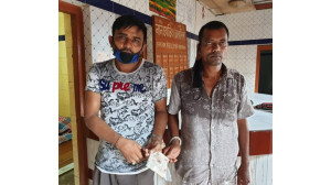 লাল বোডিং থেকে হেরোইন উদ্ধার  : ৫ জনকে গ্রেপ্তার করেছে ডিবি পুলিশ