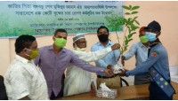 বঙ্গবন্ধুর জন্মশতবার্ষিকী উপলক্ষ্যে গোমস্তাপুরে চারা রোপণ কর্মসূচির উদ্বোধন