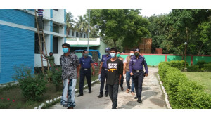 মহারাজপুরের পূর্বটিকরা গ্রামের বৃদ্ধা রোকেয়ার গলাকেটে হত্যার ঘটনায় গ্রেফতার ৩