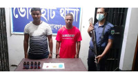 ভোলাহাটে ইয়াবা ও ফেনসিডিলসহ আটক গোবরাতলার শাহীন ও মাহবুব