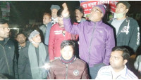 বঙ্গবন্ধু মুক্তমঞ্চে জুতা পায়ে ওঠার প্রতিবাদে বিক্ষোভ মিছিল